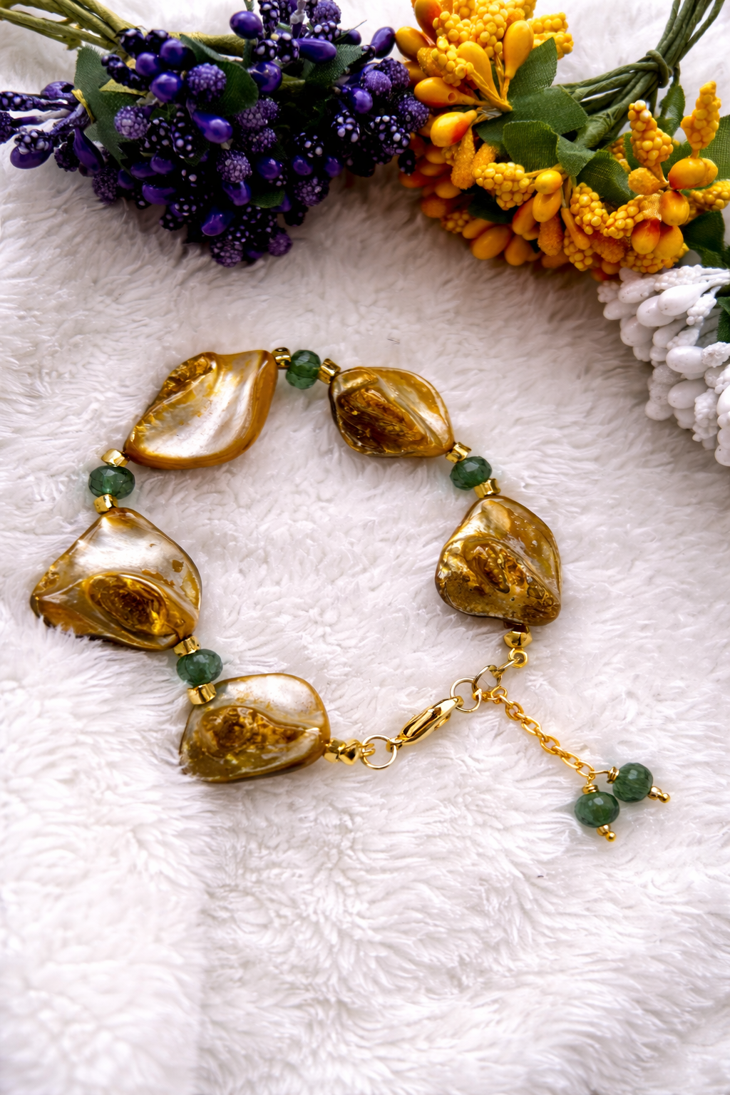 Golden Shell Stone & Green Bead Bracelet